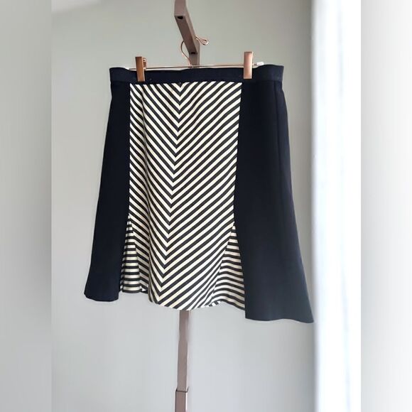 Ann Taylor Navel Striped skirt size 8 - Picture 8 of 15